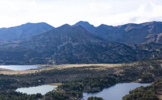 Vue sur le lacs et le Pic Carlit